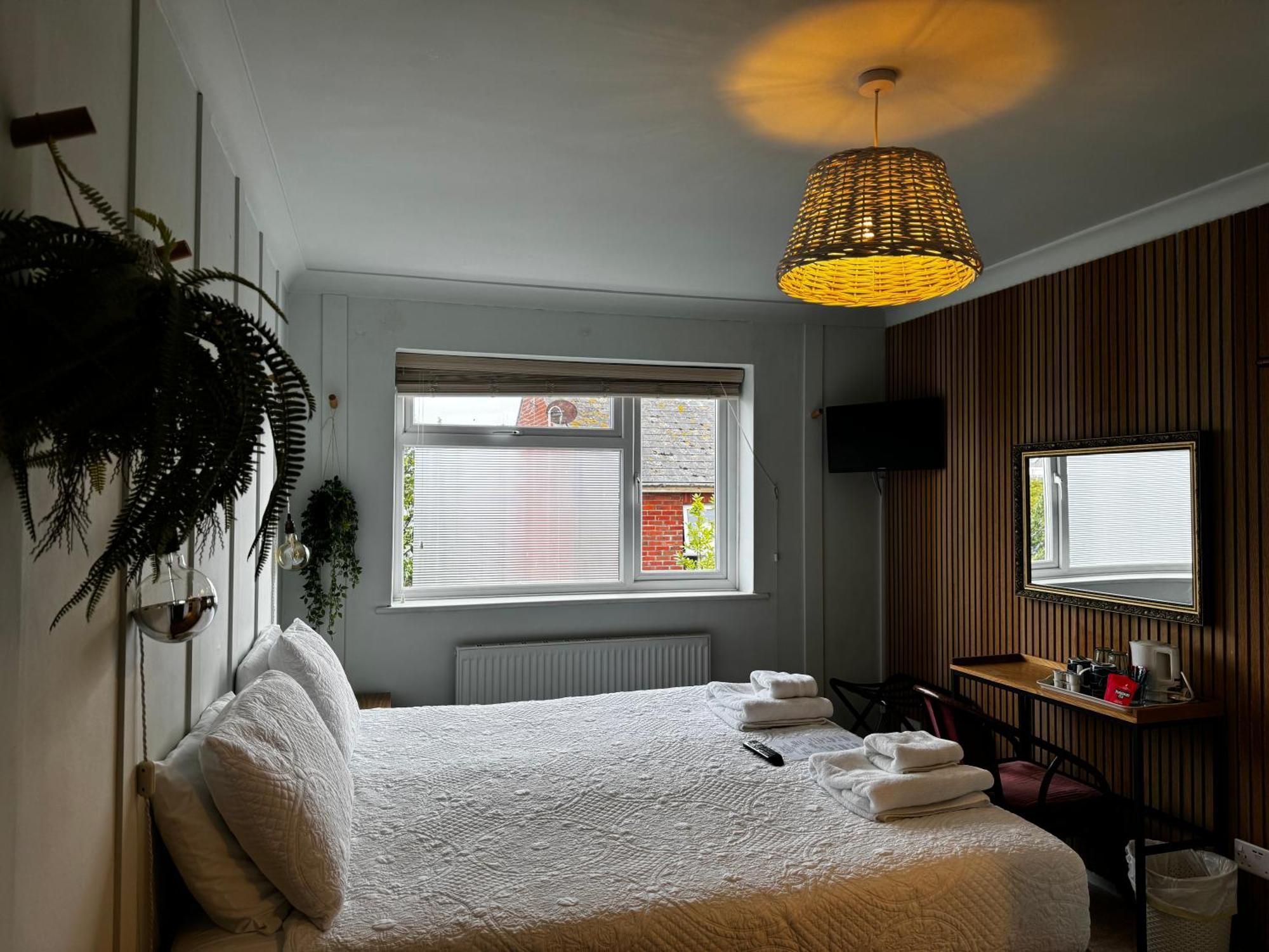 The Townhouse 101 Panzió Sandown Kültér fotó