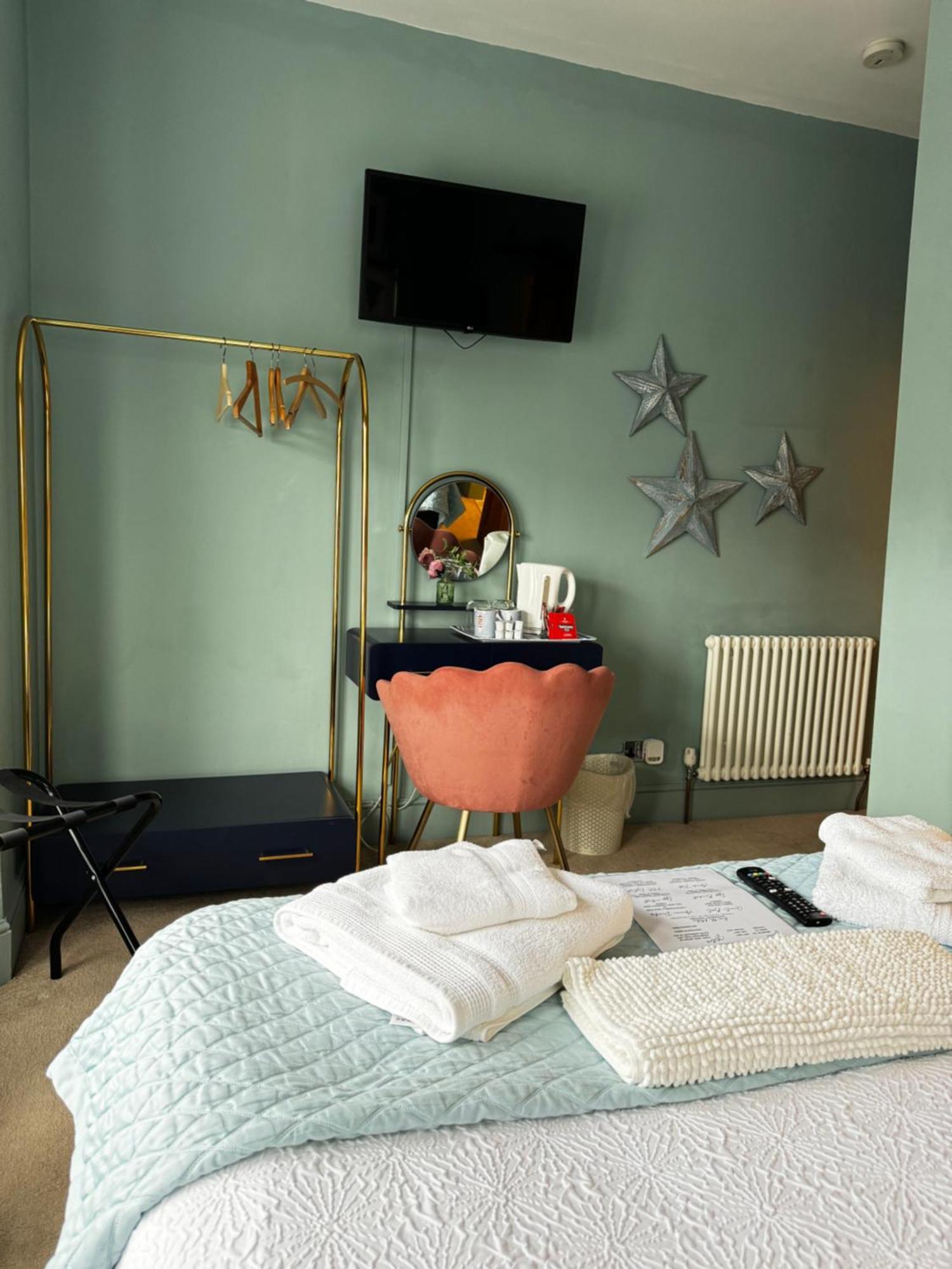 The Townhouse 101 Panzió Sandown Kültér fotó